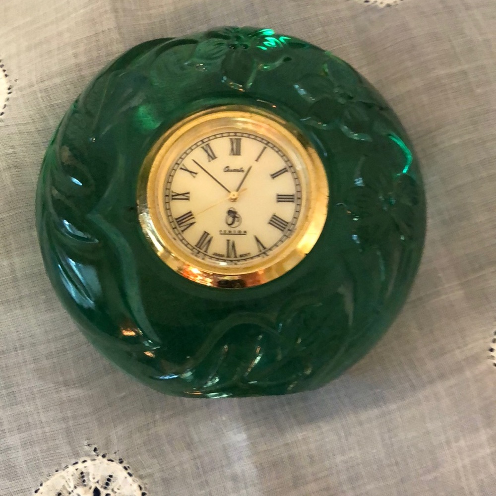 Vintage Fenton Green Glass Clock